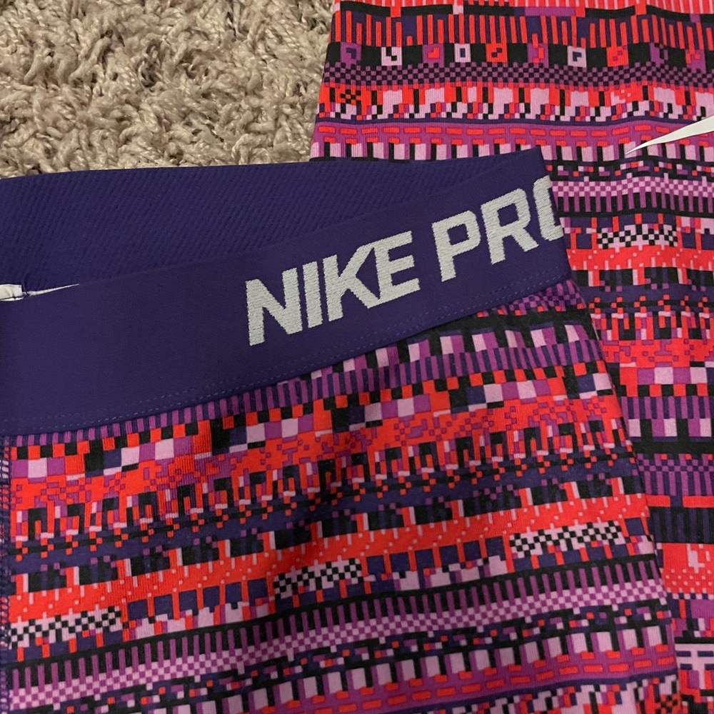 Nike Pro Multi Patterned Leggings - image 5